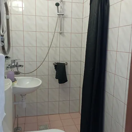 Jumper 3 Pokojowy Aneks Kuchenny 3 Lazienki Na Termach Dla 2os, Gratis Homestay Zakopane
