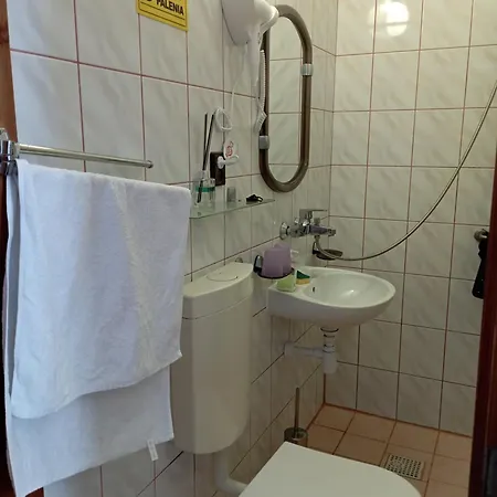 Homestay Jumper 3 Pokojowy Aneks Kuchenny 3 Lazienki Na Termach Dla 2os, Gratis Zakopane